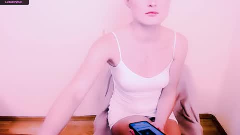 Snapshot of angelalice_ chatting on January 2025 03:10:02 PM Alice online show from January 2025 03:10:02 PM