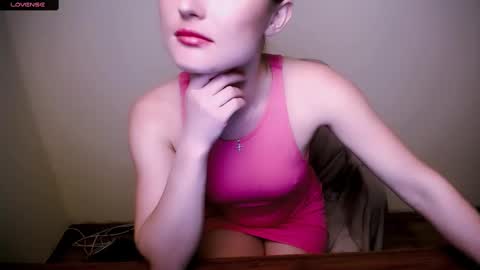 Snapshot of angelalice_ chatting on March 2025 11:21:01 AM Alice online show from March 2025 11:21:01 AM