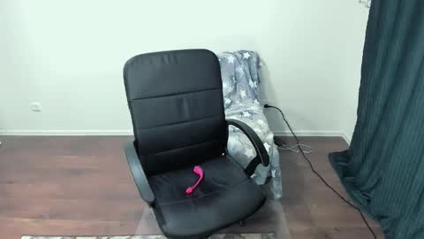 glow online show from January 2026 05:07:01 PM