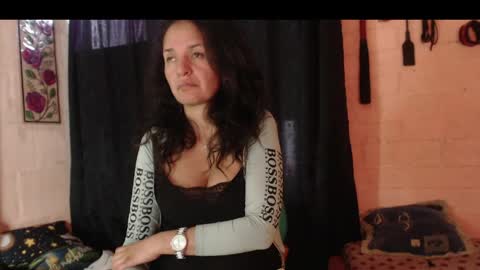 Snapshot of angelataysonvip chatting on June 2026 09:28:02 PM angelataysonvip online show from June 2026 09:28:02 PM