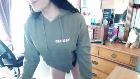 Angela Longcock online show from April 2026 03:24:01 PM