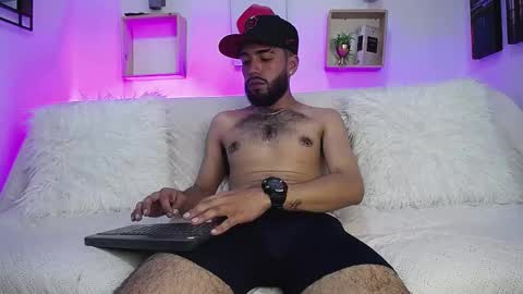 Angel online show from December 2024 04:25:02 AM