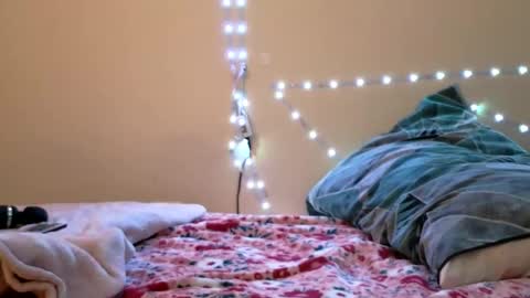 Snapshot of angelbigguns chatting on February 2026 05:02:01 AM Angelbigguns online show from February 2026 05:02:01 AM