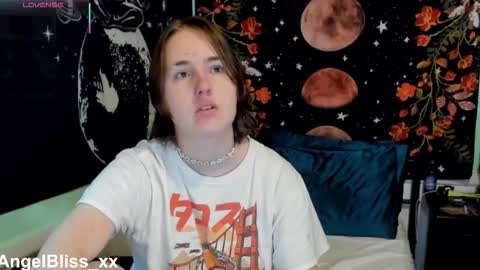 Snapshot of angelbliss_xx chatting on December 2025 02:55:01 PM Angel online show from December 2025 02:55:01 PM