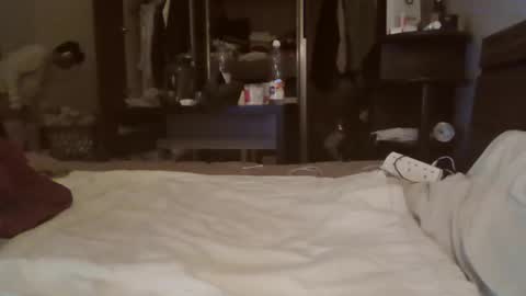 angelboyx2 online show from February 2026 05:00:02 PM