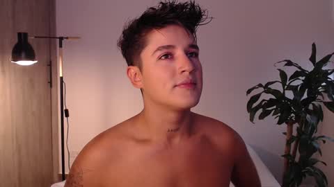 Angel online show from December 2024 08:02:01 PM