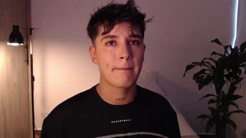 Angel online show from January 2025 06:02:01 PM