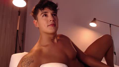 Angel online show from March 2025 08:18:02 PM