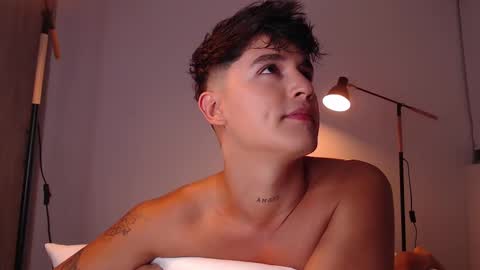 Angel online show from March 2025 11:14:01 PM