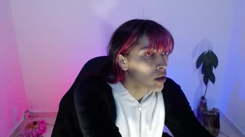 angele online show from November 2025 01:32:01 PM