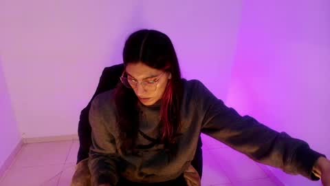 angele online show from March 2026 07:36:02 PM