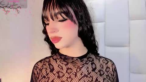 angeles_bust online show from November 2025 08:24:02 PM