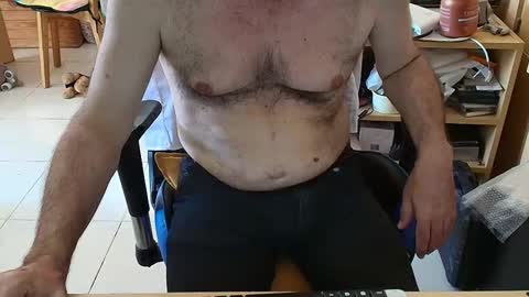 Snapshot of angelgarcia269 chatting on February 2026 01:01:02 PM angelgarcia269 online show from February 2026 01:01:02 PM