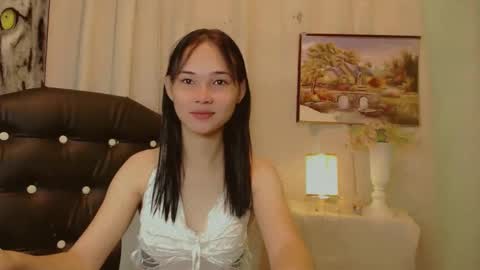 Snapshot of angelic_kristinex chatting on February 2025 03:12:02 AM angelic_kristinex online show from February 2025 03:12:02 AM