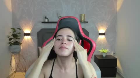 A N G E L I C A online show from March 2025 12:09:01 PM