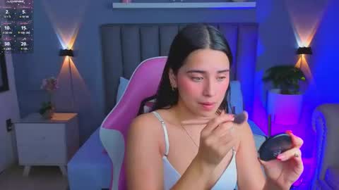 A N G E L I C A online show from November 2025 12:05:01 PM