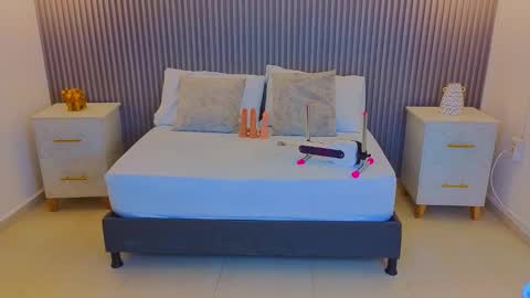 A N G E L I C A online show from February 2026 07:35:01 PM