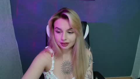 Snapshot of angelicablanch chatting on September 2025 09:04:02 PM angelicablanch online show from September 2025 09:04:02 PM