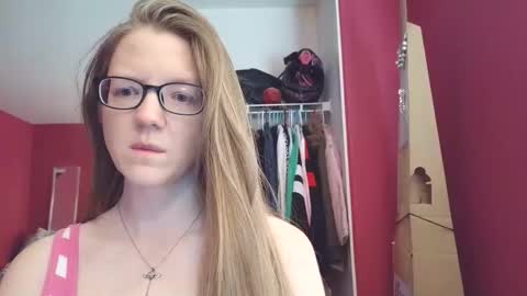 Snapshot of angelicangel3 chatting on April 2026 03:51:02 PM AngelicAngel online show from April 2026 03:51:02 PM