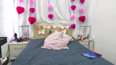 Angelika Rouge online show from February 2026 05:36:02 PM