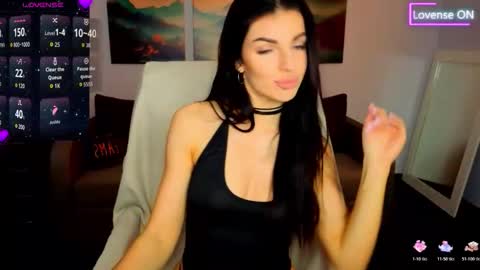 Snapshot of angelina_clark chatting on April 2026 06:38:01 AM Angelina online show from April 2026 06:38:01 AM
