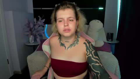 Snapshot of angelina_meaw chatting on August 2026 08:24:01 AM angelina_meaw online show from August 2026 08:24:01 AM