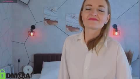 Angelina online show from February 2026 01:44:02 AM