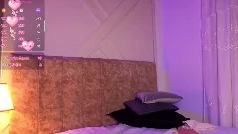 Snapshot of angelinarouse_ chatting on February 2026 02:53:01 AM angelinarouse_ online show from February 2026 02:53:01 AM