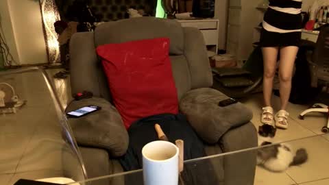 Angel online show from October 2025 11:47:02 PM