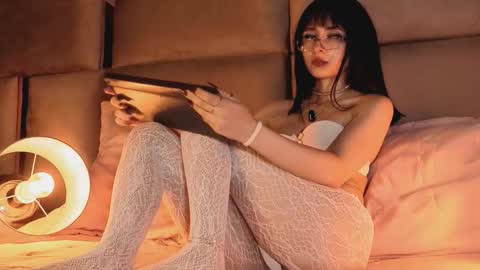 angelinepossy online show from November 2025 07:57:01 PM