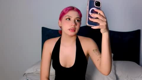 Angelinhaa  online show from November 2025 12:31:02 AM