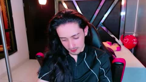 angelis savage online show from February 2026 07:42:02 PM