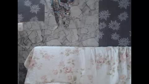 Snapshot of angelitaa_hot chatting on December 2024 02:20:01 AM angela online show from December 2024 02:20:01 AM