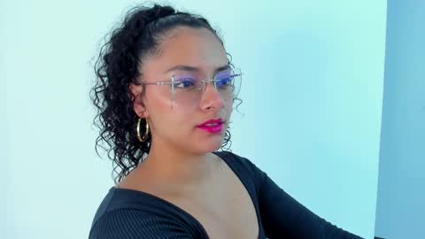 A F R O D I T A online show from October 2025 11:36:02 AM