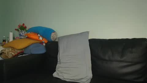 Angie online show from March 2026 01:36:01 PM