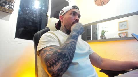 angellatino0 online show from February 2025 03:43:02 AM