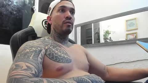 angellatino0 online show from February 2025 07:03:01 AM