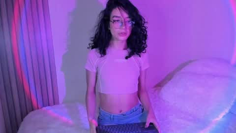 Snapshot of angellike_doll chatting on May 2026 09:39:02 AM Angellike online show from May 2026 09:39:02 AM