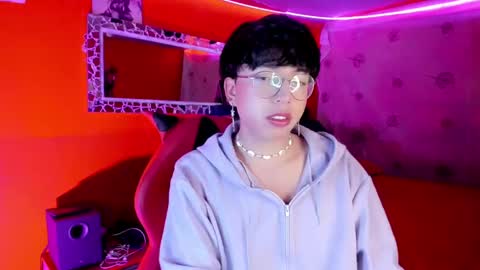 Angel  online show from October 2025 05:05:01 AM