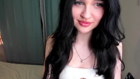 Snapshot of angellvee chatting on May 2026 08:49:02 PM angellvee online show from May 2026 08:49:02 PM