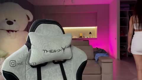 angelmi171 online show from October 2025 07:14:02 PM