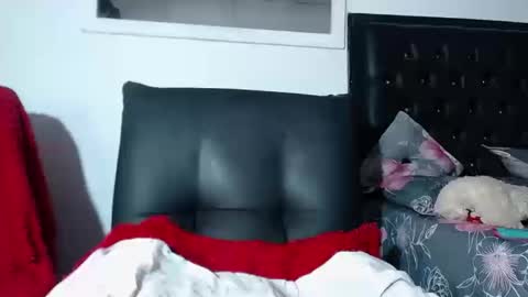 angelo online show from October 2025 05:35:02 PM