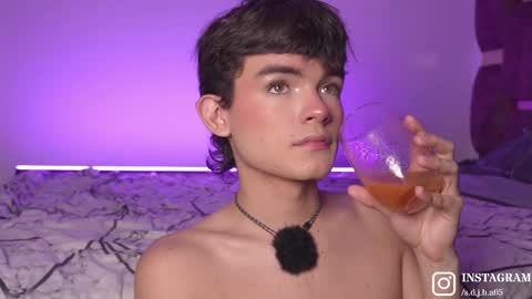 Angelo I work from home this is my room  online show from November 2025 05:43:01 AM