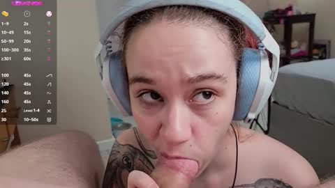 Snapshot of angels_fuck chatting on February 2025 03:25:01 AM Chau Mist online show from February 2025 03:25:01 AM