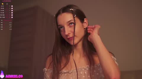 Nikki online show from March 2025 11:32:01 AM