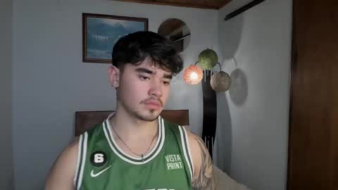 Snapshot of angelx_fox chatting on December 2024 11:07:01 PM Angel Fox online show from December 2024 11:07:01 PM