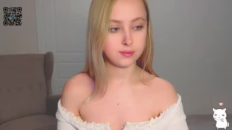  Im Chloe  i do FLASH BOOBS for new fan club online show from March 2026 08:29:01 AM