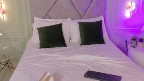 angely_perry online show from March 2026 04:52:01 AM