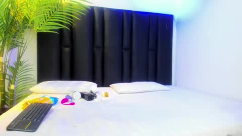 angi_lozano online show from September 2025 11:19:02 PM