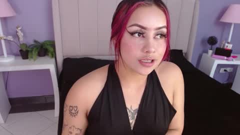 Angie online show from December 2024 04:09:02 AM